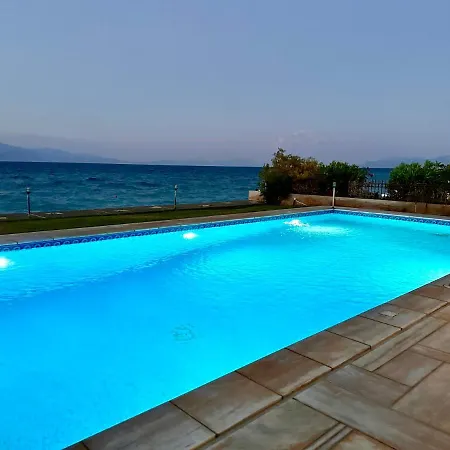 度假居 Pool Beachouse With Stunning Views